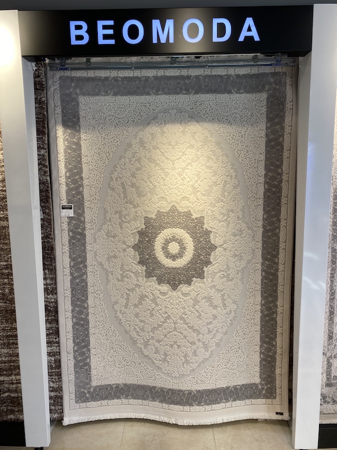 akrlini tepih 2.jpeg